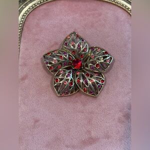 Vintage Liz Claiborne Red‎ Pink Rhinestone Gold Tone Flower Brooch Costume